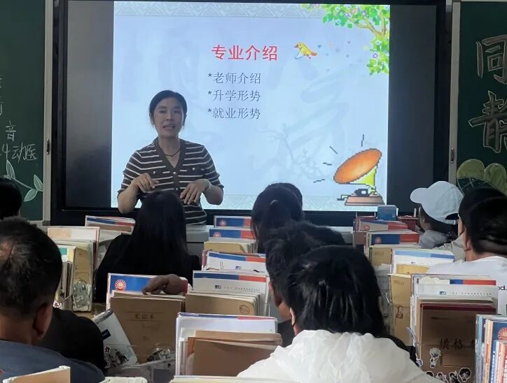 说明: 04ef12c5843ec2c721d01035c12c09720322f7ab