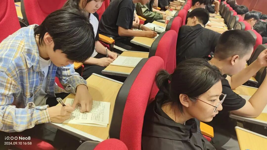 说明: e618c7bfaff7caa060de8bd8e2a7577f5f7105b5