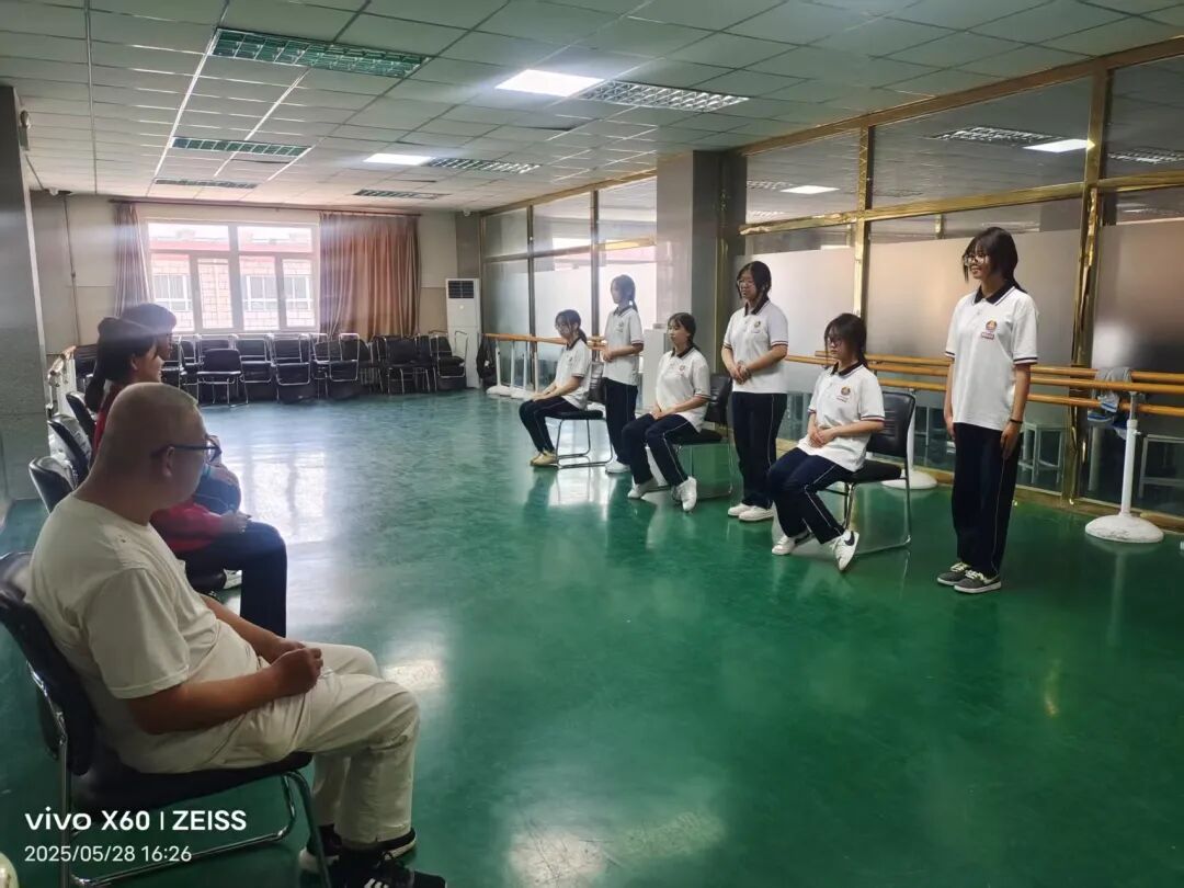 说明: f259b7f1a9cc62cb3794c37d79739018436d03fa